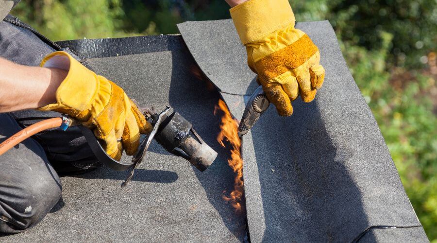 Expert Emergency Roof Repairs services in Everett, PA